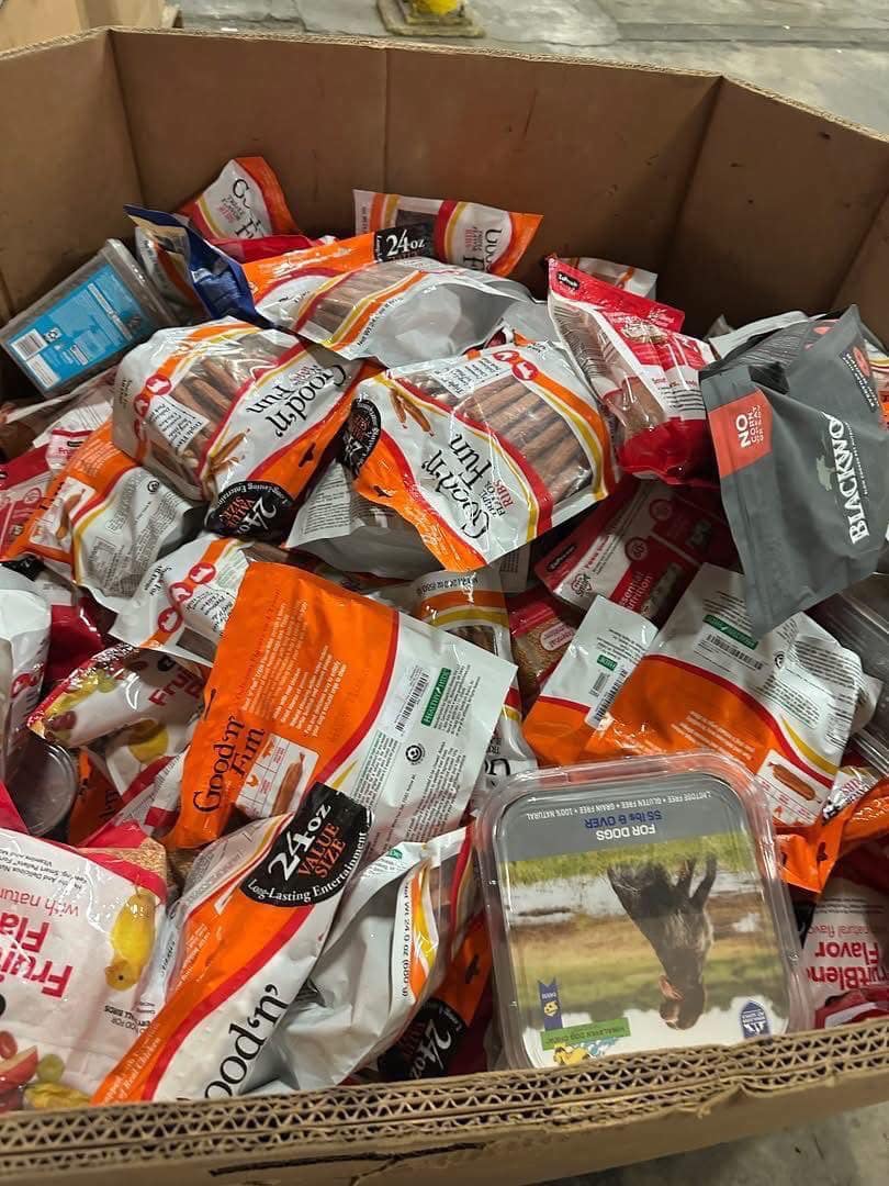 Buying Pet Food Wholesale UK