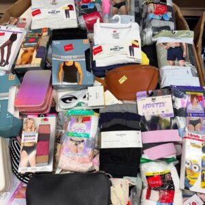 Apparel and Accessories Pallets – Mixed Fashion Lots For Sale UK