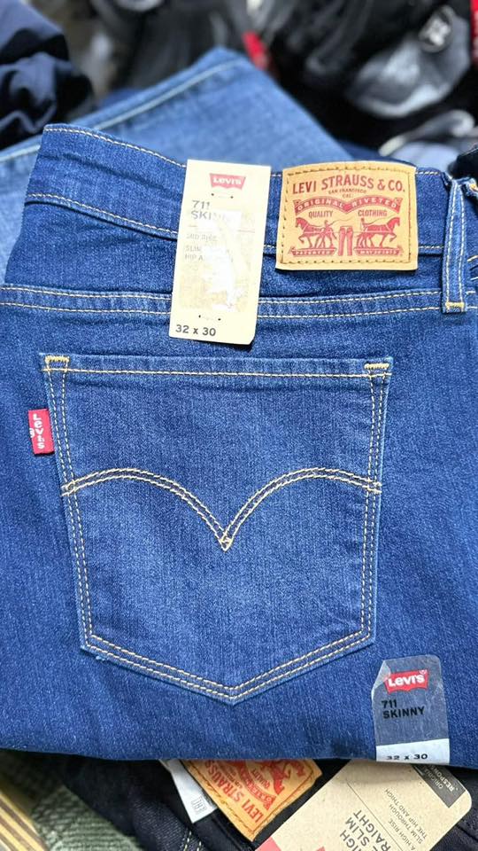 Wholesale Levi Jean Clothings Pallets - Image 2