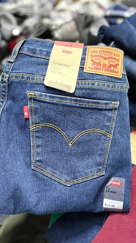 Wholesale Levi Jean Clothings Pallets - Image 3