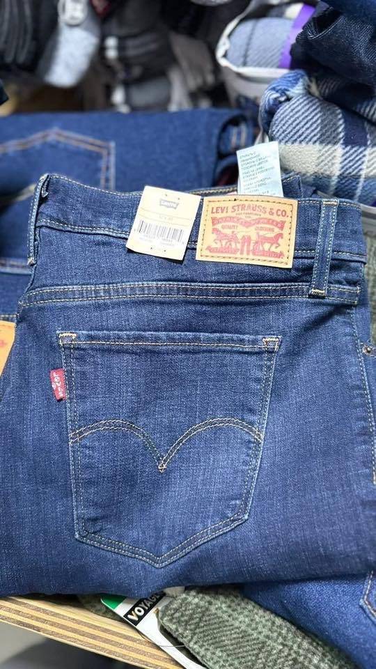 Wholesale Levi Jean Clothings Pallets - Image 7